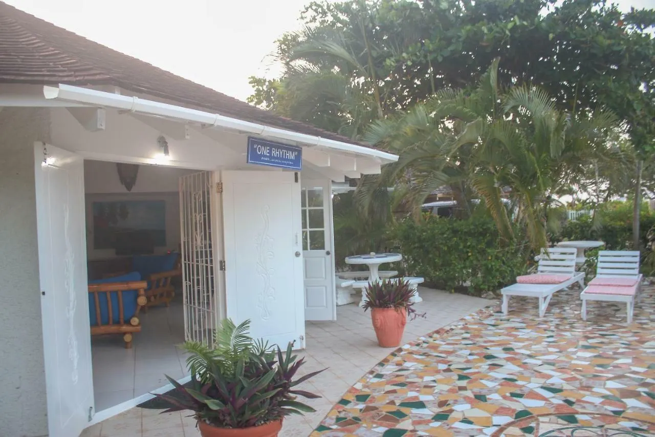 One Rythm-Beach Villa Silver Sands