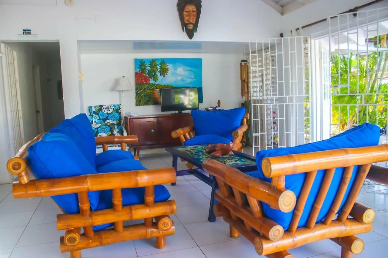 One Rythm-Beach Villa Silver Sands Holiday home